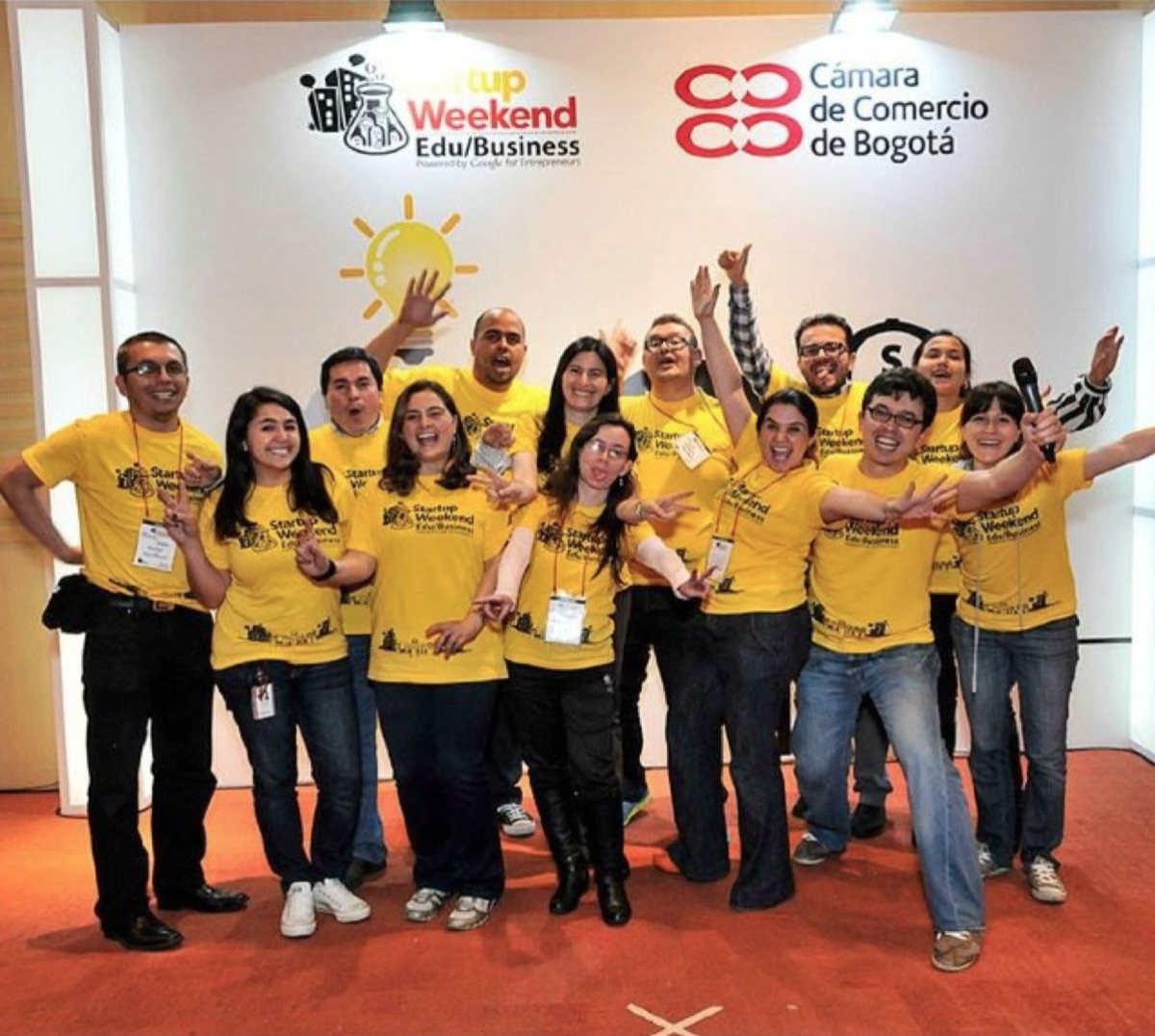 Equipo Sikuani trabajando en proyectos de innovaci&oacute;n